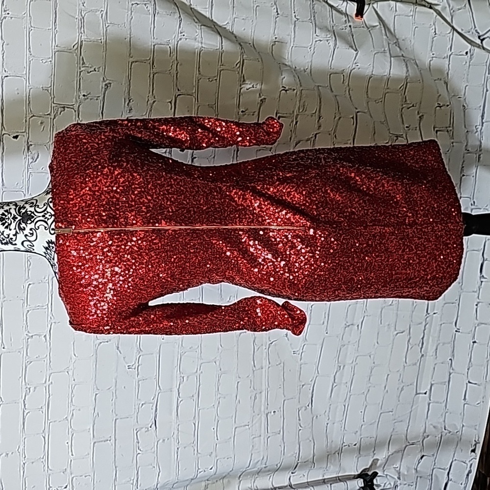 Vince Camuto sz 0 red sequins lined holiday dress - Picture 6 of 7